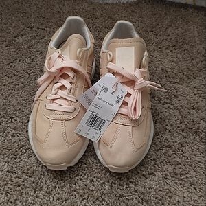 ADIDAS shoes Women's Retropy E5 size: 6.5